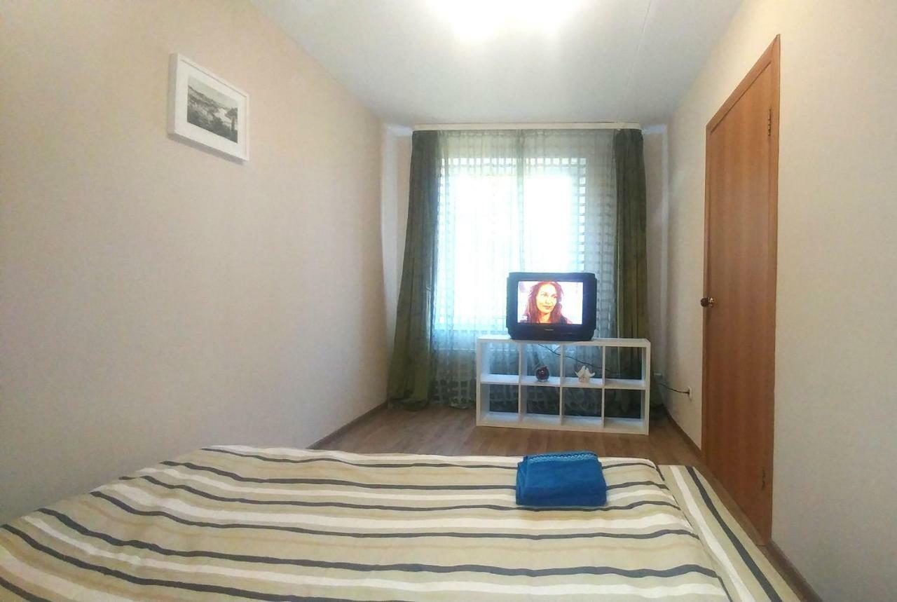 Ferienwohnung Dwuszka Na Novyh Cheremuszkah Moskau Exterior foto