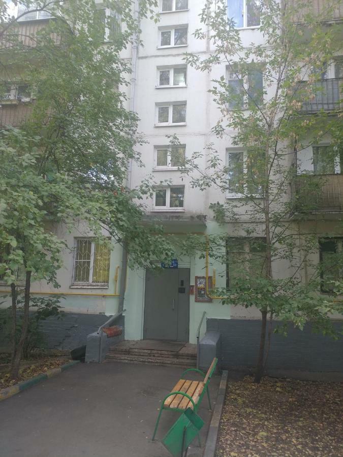 Ferienwohnung Dwuszka Na Novyh Cheremuszkah Moskau Exterior foto